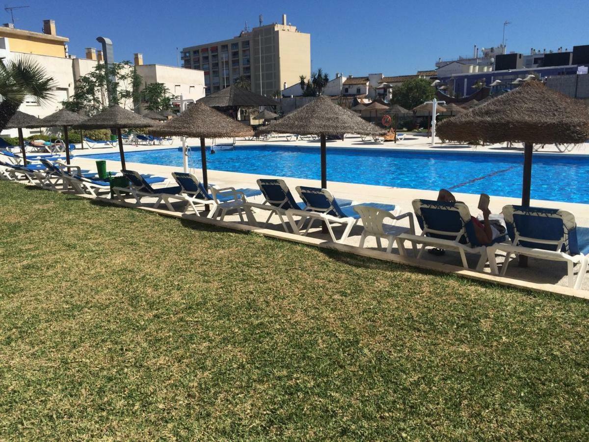 Nogalera 110 City Central 3 Seasonal Pools With Bar Torremolinos Exterior photo