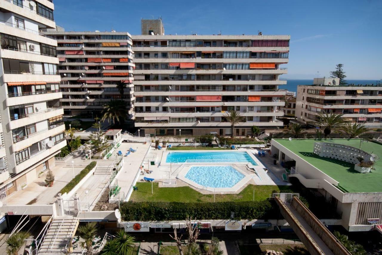 Nogalera 110 City Central 3 Seasonal Pools With Bar Torremolinos Exterior photo