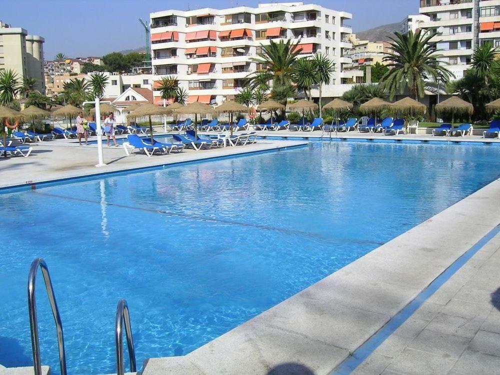 Nogalera 110 City Central 3 Seasonal Pools With Bar Torremolinos Exterior photo